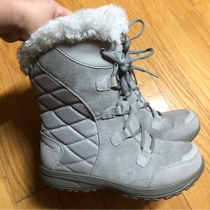 Columbia Waterproof Boots size 8
